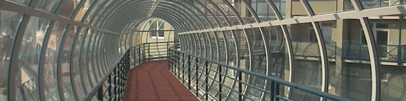 Makrolife walkway