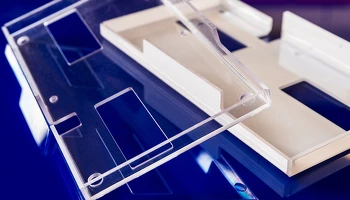 Welke kunststof is geschikt voor uw industriële behuizing?